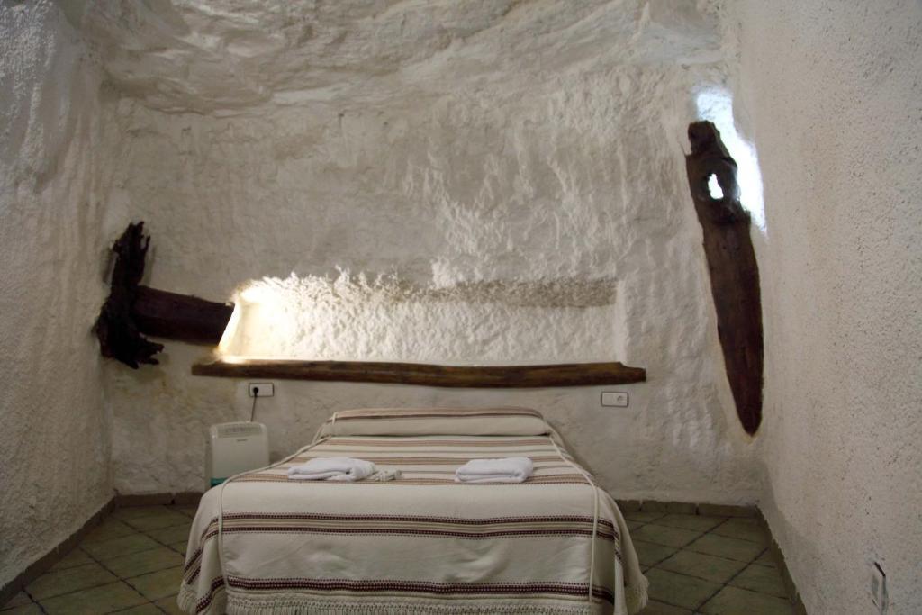Cuevas La Atalaya Apartment Huescar Bilik gambar
