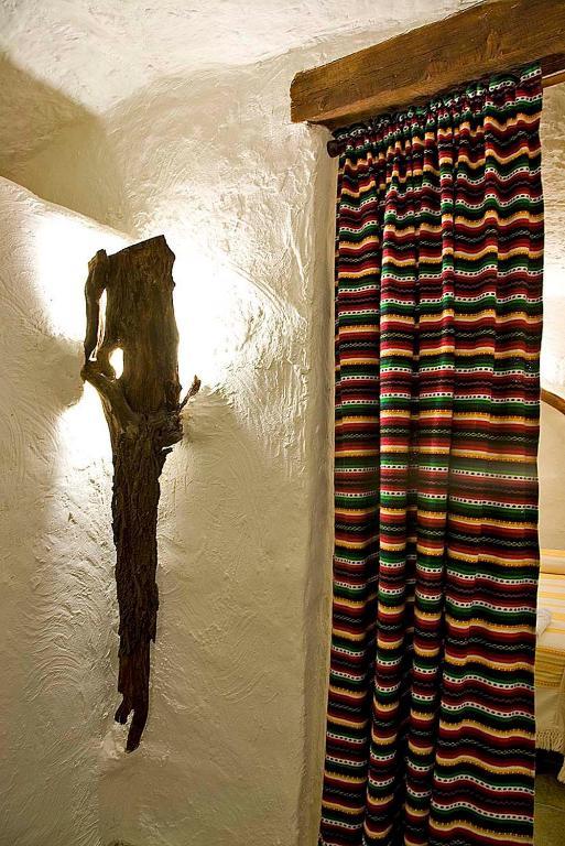 Cuevas La Atalaya Apartment Huescar Bilik gambar