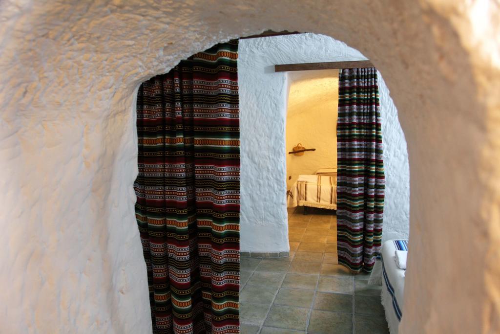 Cuevas La Atalaya Apartment Huescar Bilik gambar